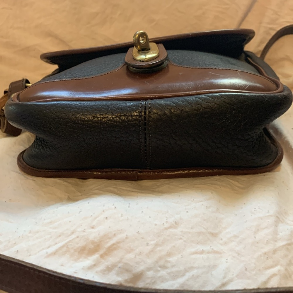 Vintage 1980s Dooney & Burke crossbody - Picture 4 of 12